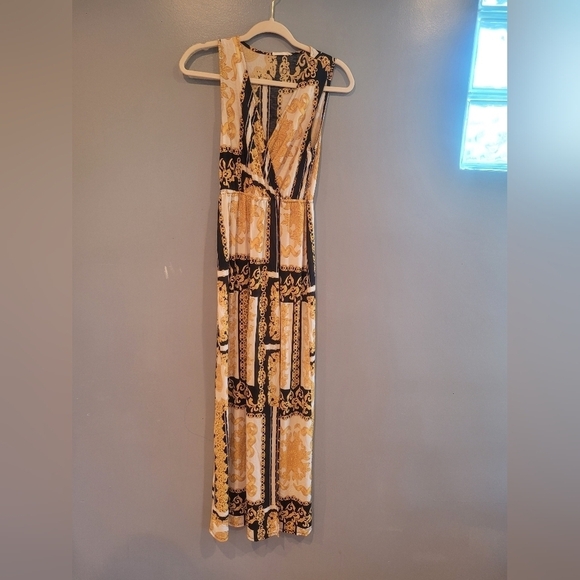 Print Maxi Dress - Picture 2 of 2